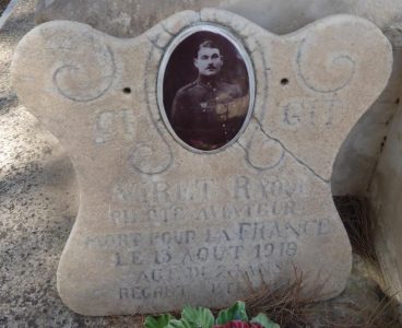 Plaque Raoul Viret © Direction du Patrimoine de L'Isle-sur-la-Sorgue